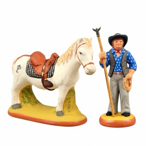 Standing Camargue Gardian blue shirt with his Trident and saddled Horse – Figurine Duo collection 9 cm